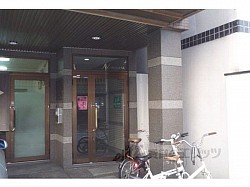 入口
